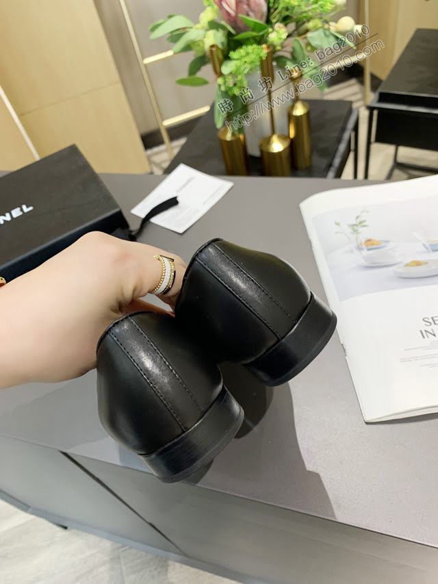 Chanel女鞋 香奈兒高版本2020早春新款單鞋 Chanel羊皮平跟女皮鞋  naq1166